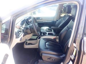 CHRYSLER PACIFICA TOURING L - 3