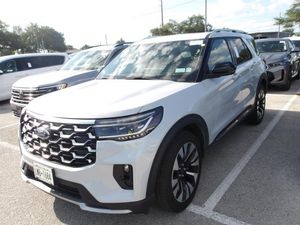 FORD EXPLORER PLATINUM - 1