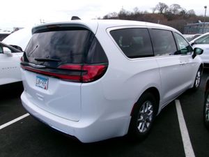 CHRYSLER PACIFICA SELECT - 2