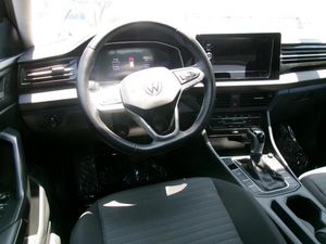 صورة 4 لـ 2025 Volkswagen JETTA S