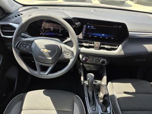 2025 Chevrolet TRAILBLAZER LT — фото 4