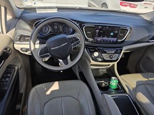 CHRYSLER PACIFICA LIMITED - 4