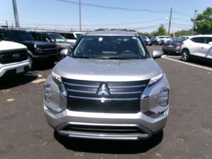 2025 Mitsubishi OUTLANDER SE — миниатюра 24