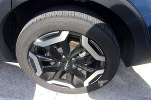 2025 KIA TELLURIDE S photo 9