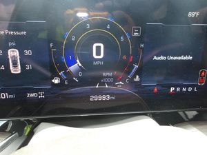 CHEVROLET SUBURBAN Z71 - 5