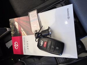 صورة 8 لـ 2025 Toyota CAMRY SE