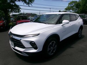 2025 Chevrolet BLAZER LT — фото 1