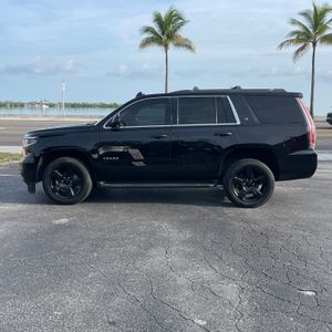 2019 Chevrolet TAHOE LT — фото 2