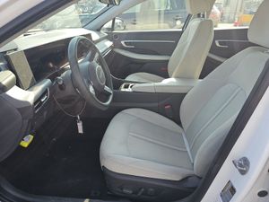 2025 Hyundai SONATA SEL 照片 15