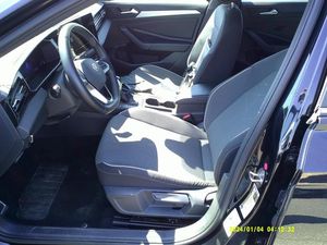 VOLKSWAGEN JETTA SPORT - 3