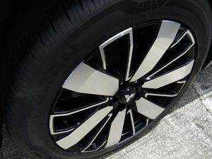 2025 Mitsubishi OUTLANDER SE — миниатюра 15