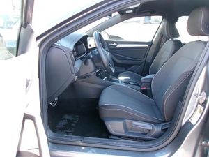 VOLKSWAGEN JETTA SPORT - 3