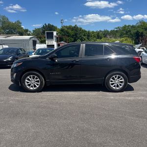 CHEVROLET EQUINOX LS - 2