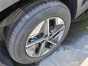 2025 Hyundai TUCSON SEL 照片 9