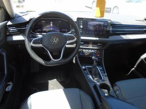 VOLKSWAGEN JETTA SE - 4