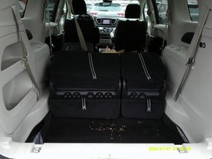 CHRYSLER VOYAGER LX - 6