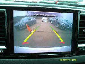 CHRYSLER PACIFICA TOURING L - 4