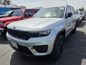 JEEP GRAND CHEROKEE - 1