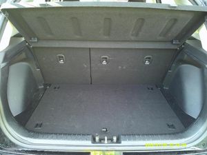 HYUNDAI VENUE SE - 6