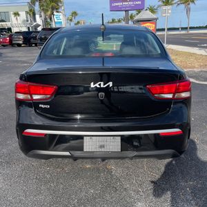 KIA RIO LX - 4
