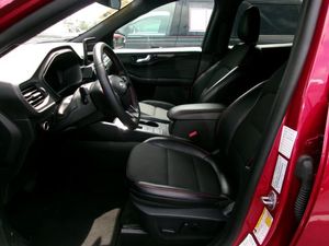صورة 3 لـ 2025 FORD ESCAPE ST-LINE
