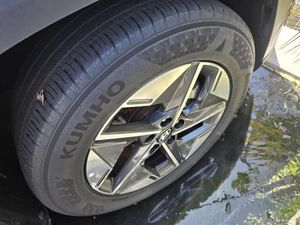 2025 Hyundai TUCSON SEL 照片 8