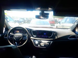 CHRYSLER PACIFICA SELECT - 4