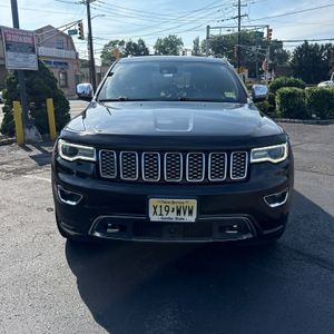 2017 JEEP GRAND CHEROKEE OVERLAND — фото 8