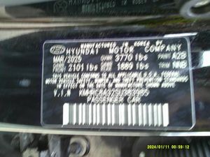 HYUNDAI VENUE SE - 7