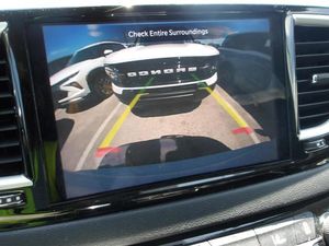 CHRYSLER PACIFICA TOURING L - 8