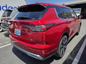 2025 Mitsubishi OUTLANDER — фото 2