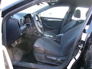 VOLKSWAGEN JETTA SPORT - 3