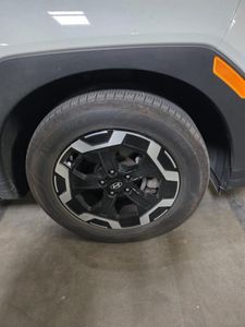 2025 Hyundai SANTA FE SEL 照片 9