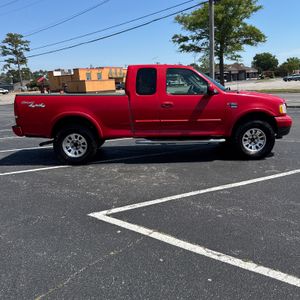 FORD F-150 XLT - 6