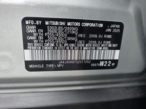2025 Mitsubishi OUTLANDER SE — фото 7