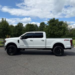 صورة 2 لـ 2020 FORD F-350 LARIAT