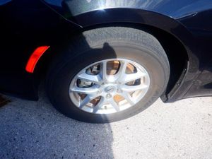 CHRYSLER PACIFICA TOURING L - 9