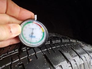 LINCOLN NAVIGATOR RESERVE - 9