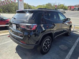 JEEP COMPASS TRAILHAWK - 2