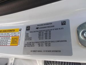 CHEVROLET SUBURBAN Z71 - 7