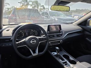 2025 Nissan ALTIMA SV 照片 4