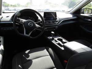 2025 Nissan ALTIMA SV 照片 4