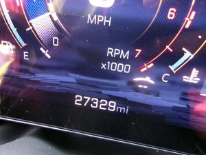 CHEVROLET SUBURBAN Z71 - 5