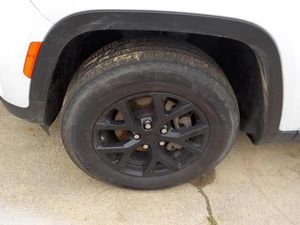 JEEP GRAND CHEROKEE - 9