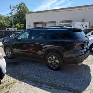 صورة 2 لـ 2024 Chevrolet TRAVERSE LT
