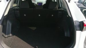 صورة 6 لـ 2025 Toyota RAV4 LE