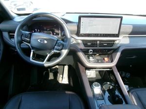 FORD EXPLORER PLATINUM - 4