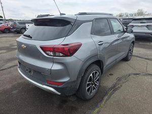 CHEVROLET TRAILBLAZER LT - 2