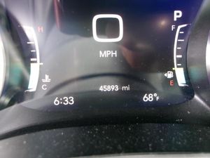 CHRYSLER PACIFICA TOURING L - 5