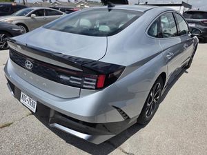 HYUNDAI SONATA SEL - 2